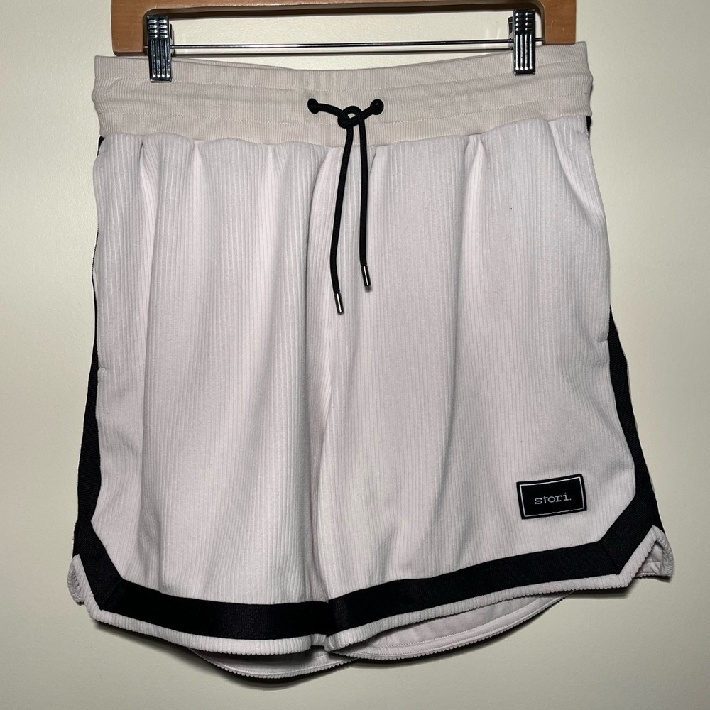 Stori Men’s Corduroy Shorts